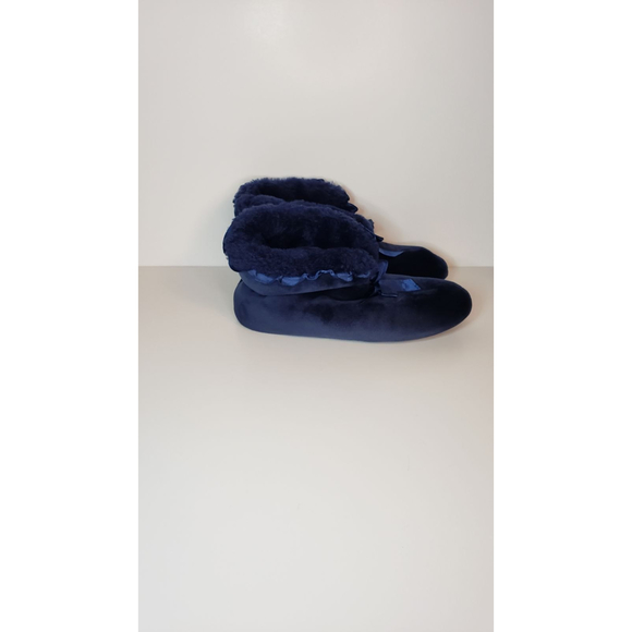 Blue Dearfoams Slippers - Picture 5 of 9
